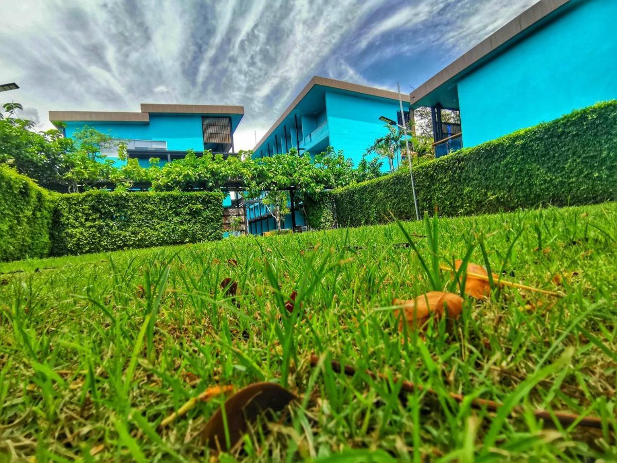 Beach Walk Boutique Resort Bangsaen Eksteriør billede