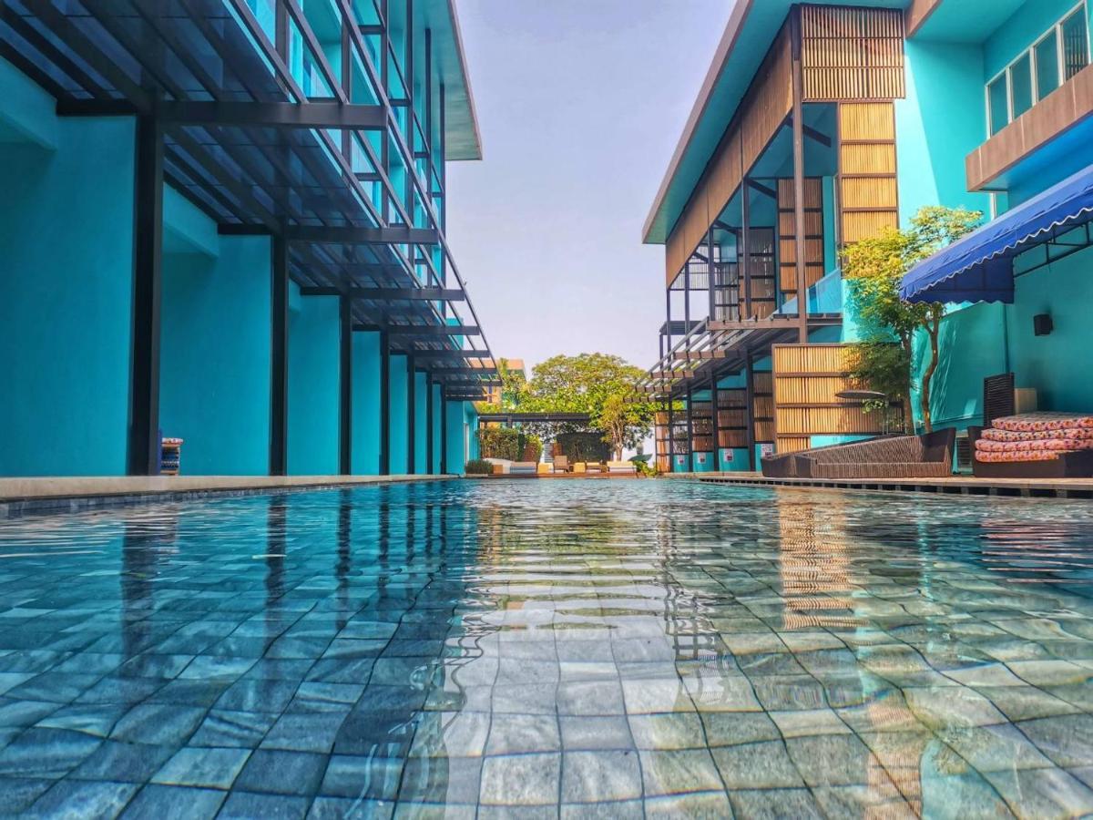 Beach Walk Boutique Resort Bangsaen Eksteriør billede