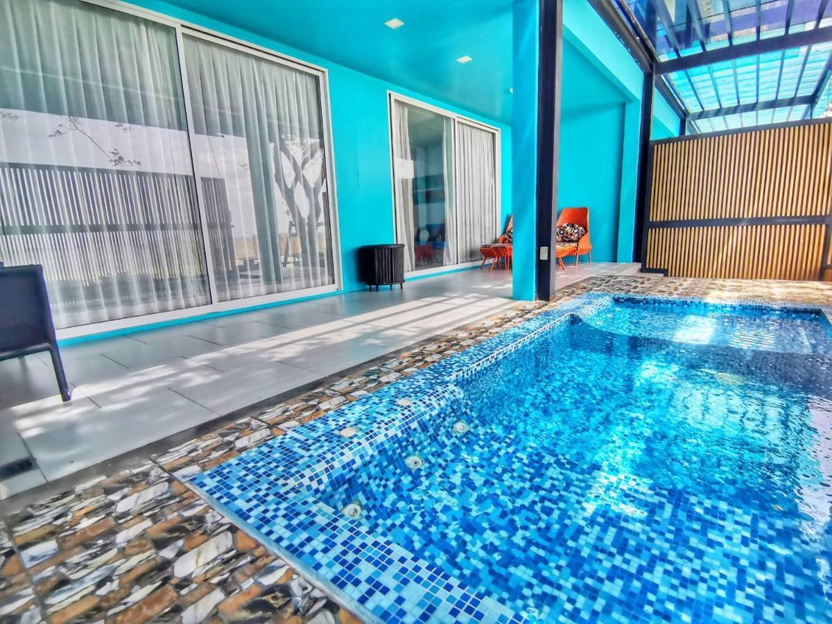 Beach Walk Boutique Resort Bangsaen Eksteriør billede