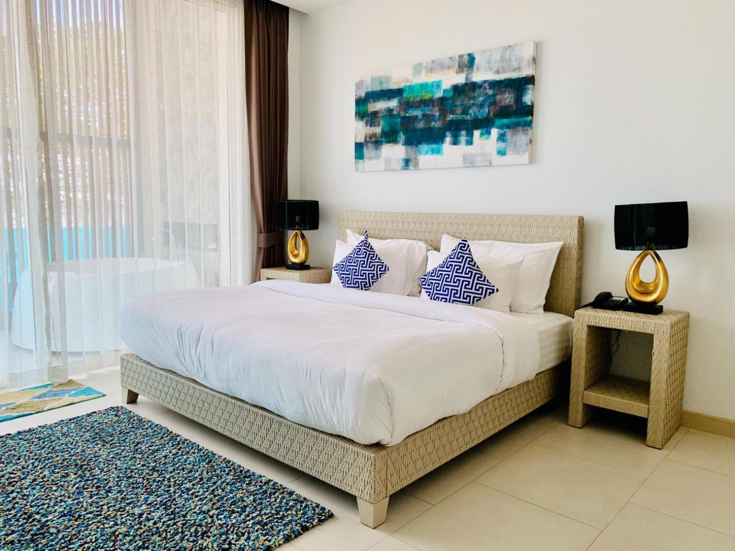 Beach Walk Boutique Resort Bangsaen Værelse billede