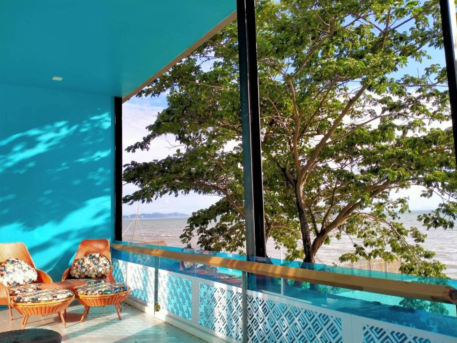 Beach Walk Boutique Resort Bangsaen Værelse billede