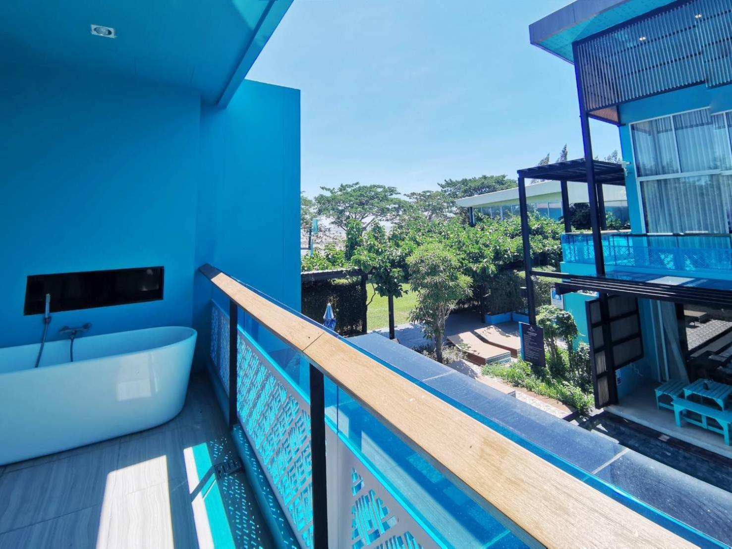Beach Walk Boutique Resort Bangsaen Værelse billede