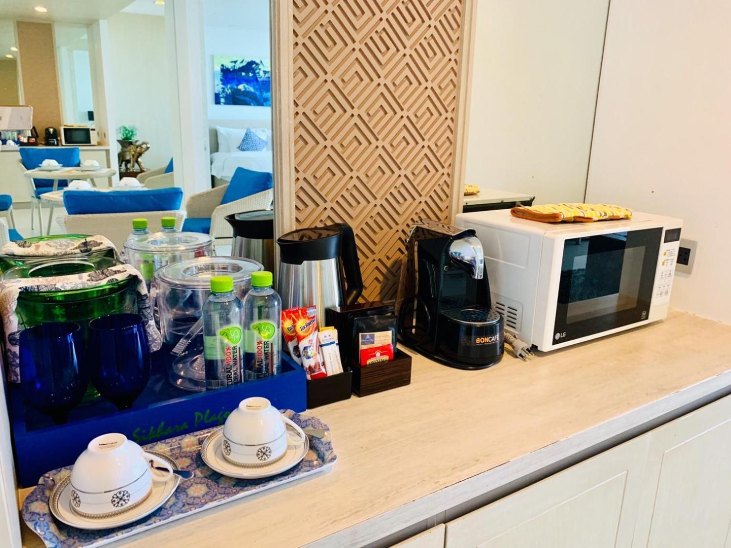 Beach Walk Boutique Resort Bangsaen Værelse billede
