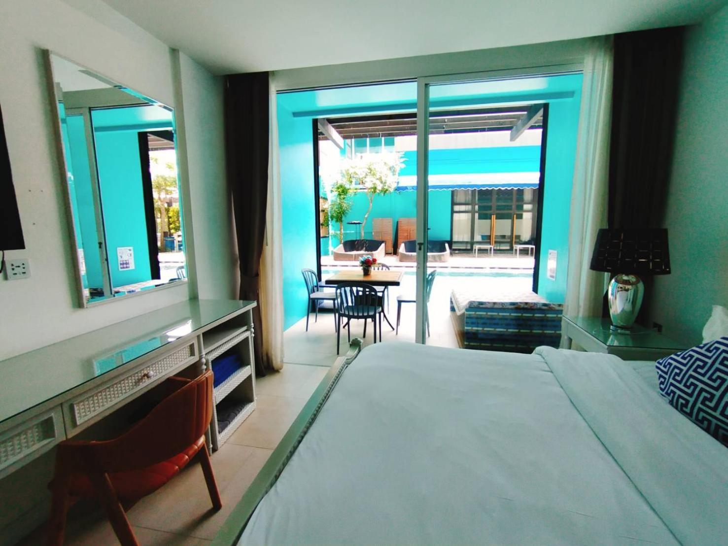 Beach Walk Boutique Resort Bangsaen Værelse billede