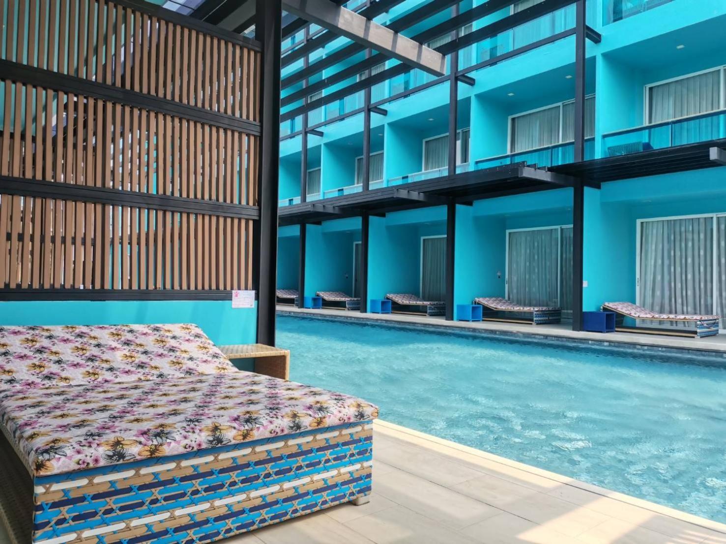 Beach Walk Boutique Resort Bangsaen Værelse billede